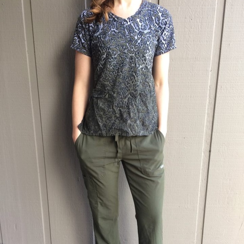 Grey's Anatomy Printed Scrub Set